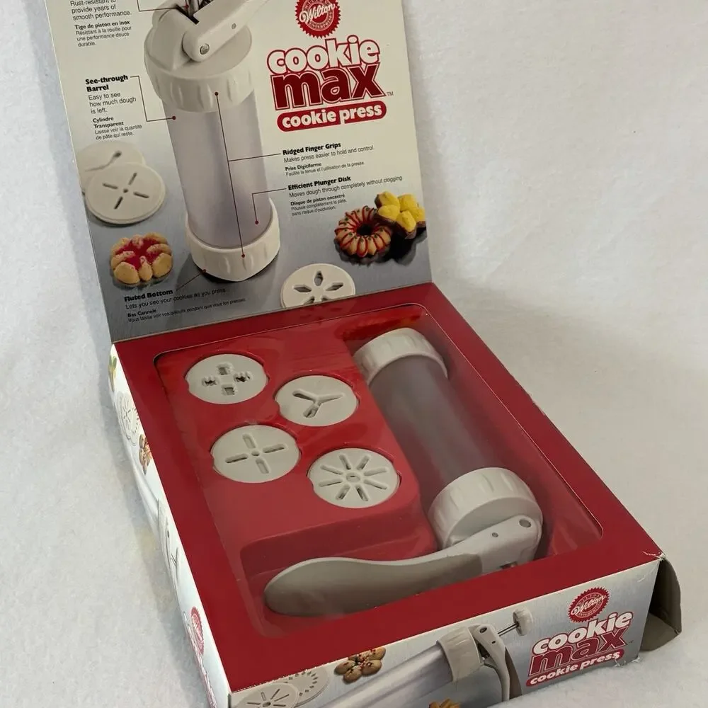 Wilton Spritz Cookie Max Cookie Press 12 Disc Shapes Easy Clean Comfort Handle
